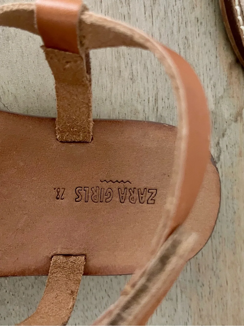 ZARA Kids Cream Bow Strap Sandals & Tan Leather Cross-Strap Sandals -set of 2